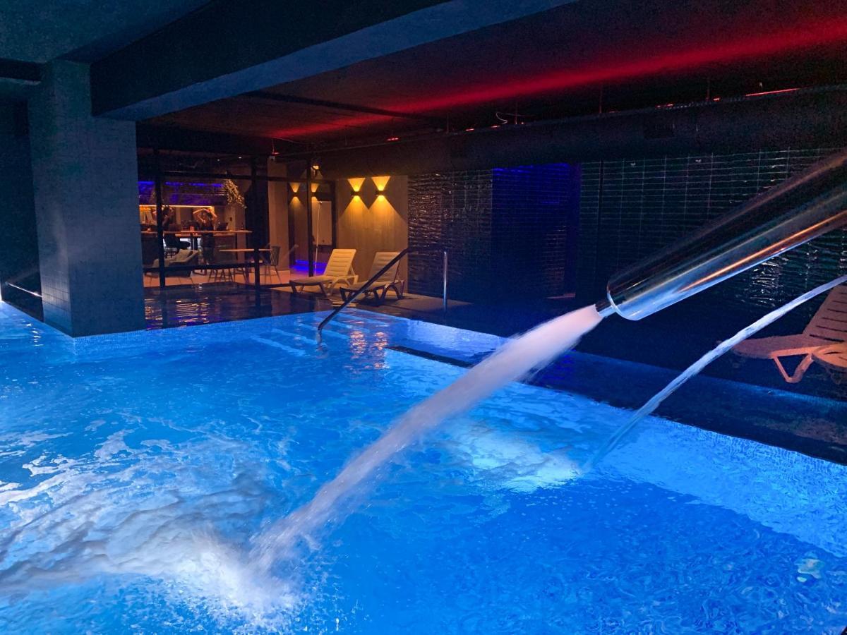 Villa Verdi Pleasure & Spa Leba Bagian luar foto