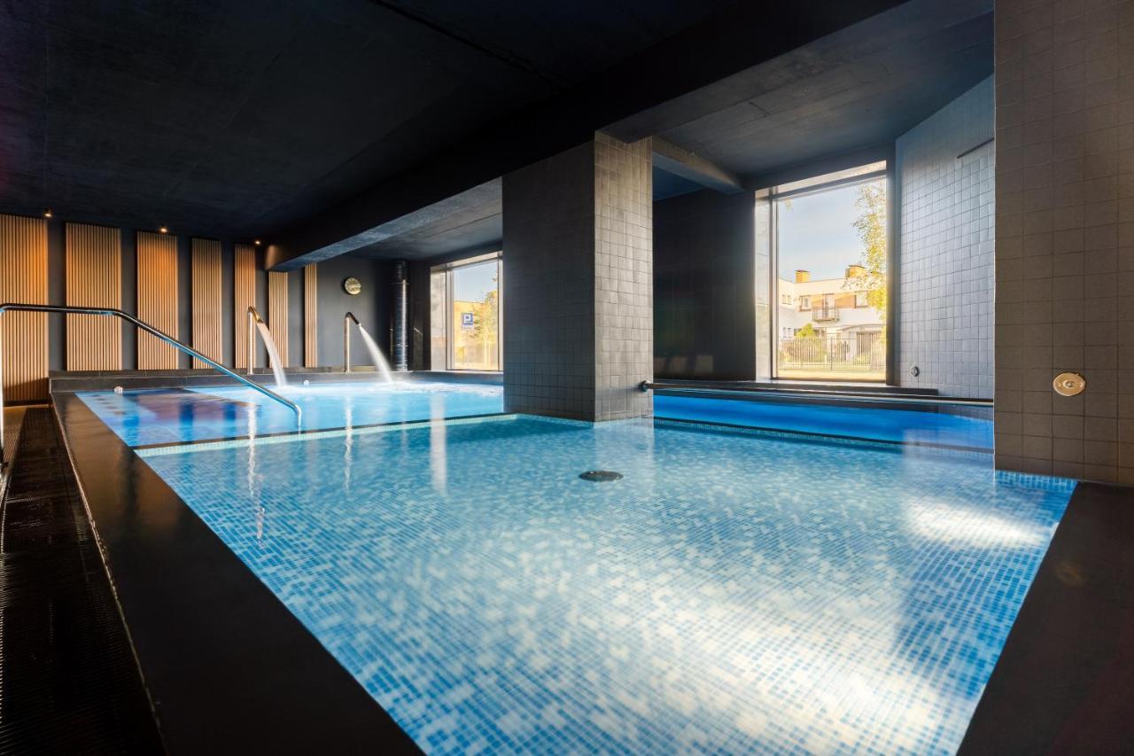 Villa Verdi Pleasure & Spa Leba Bagian luar foto