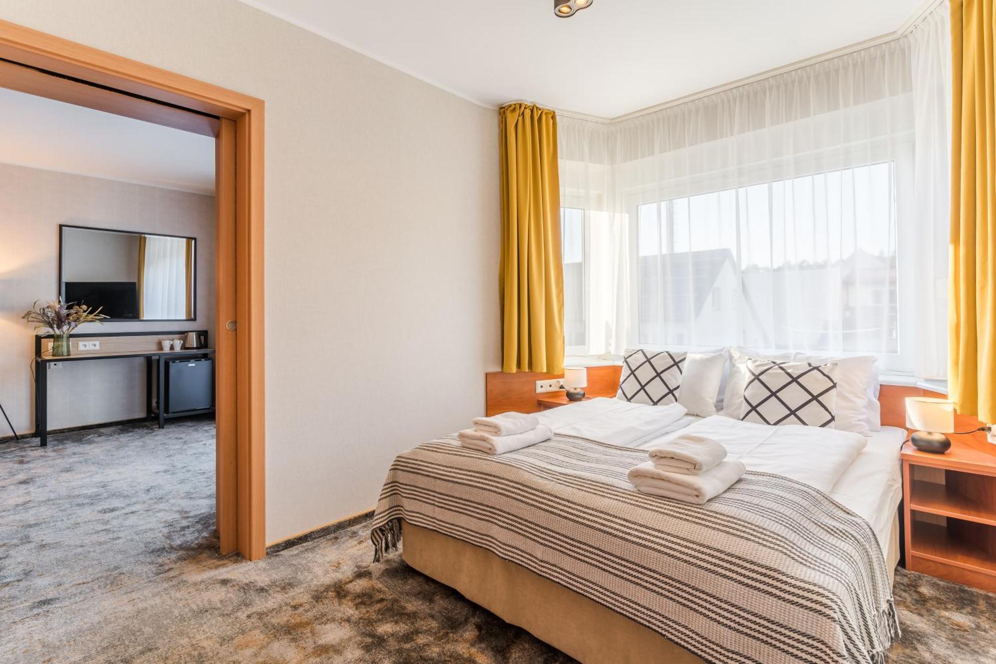 Villa Verdi Pleasure & Spa Leba Bagian luar foto